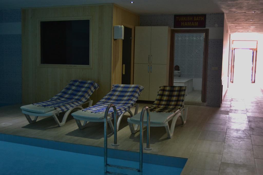 Belmare Hotel 쿠사다시 외부 사진