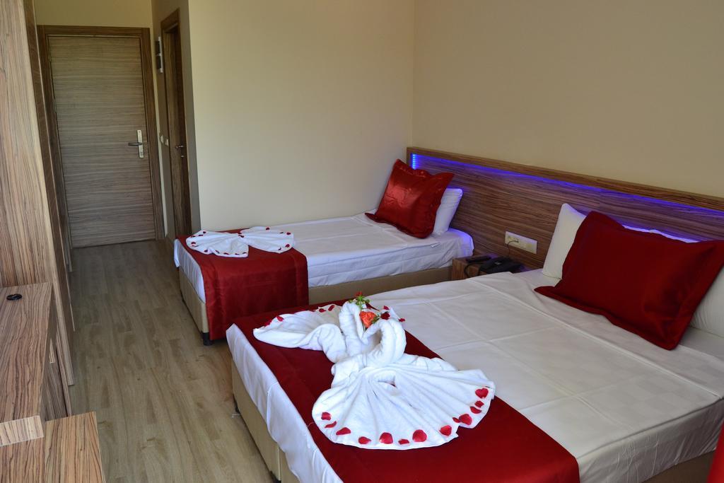 Belmare Hotel 쿠사다시 외부 사진
