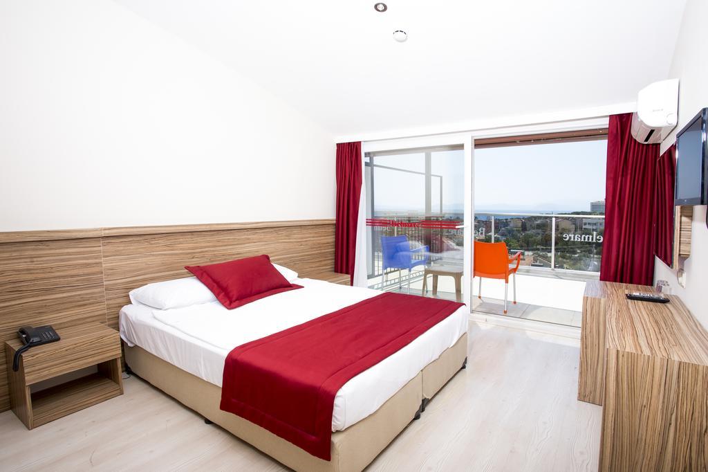 Belmare Hotel 쿠사다시 외부 사진